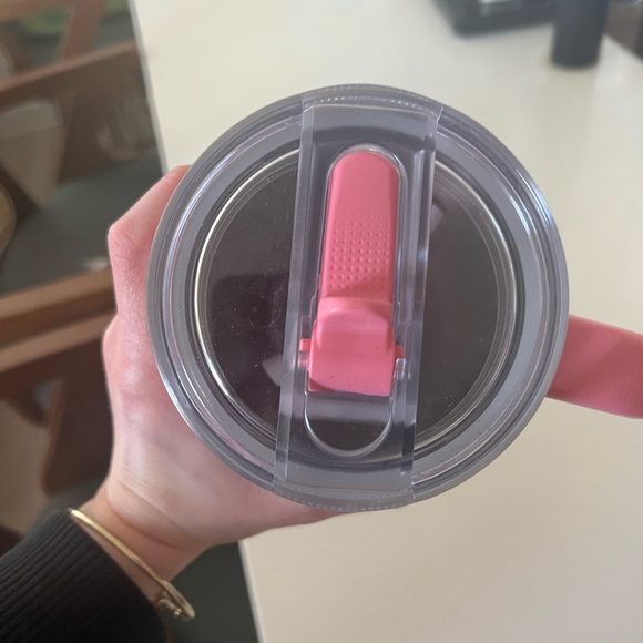 Stanley Pink Travel Mug with Clear Lid (with scratches) - Picture 5 of 6